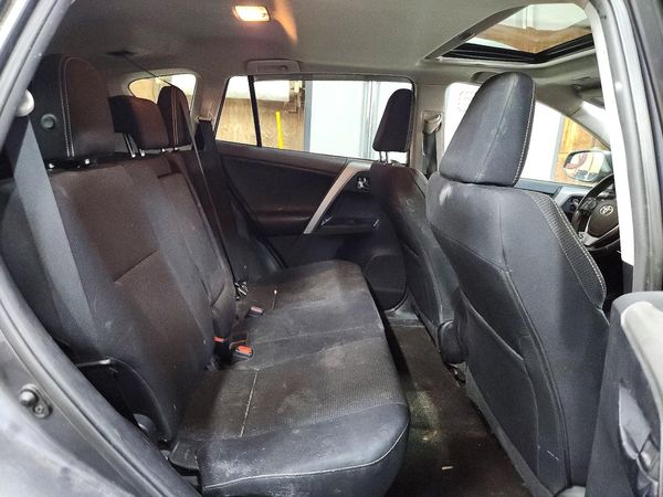 2016 TOYOTA RAV4 XLE (M Grade)