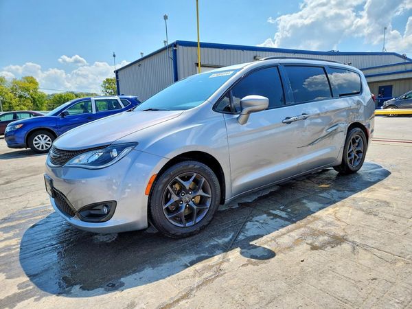 2018 CHRYSLER PACIFICA