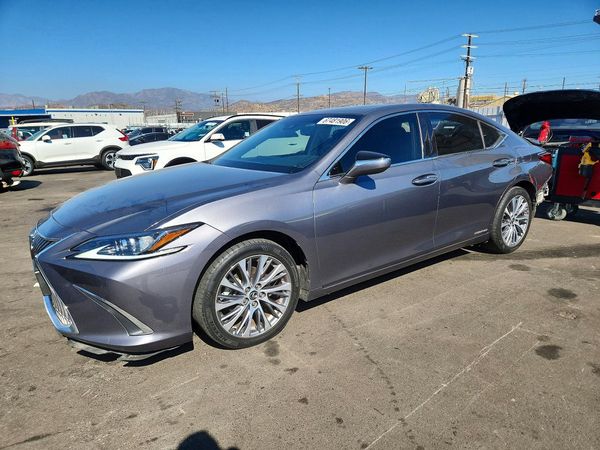 2020 LEXUS ES