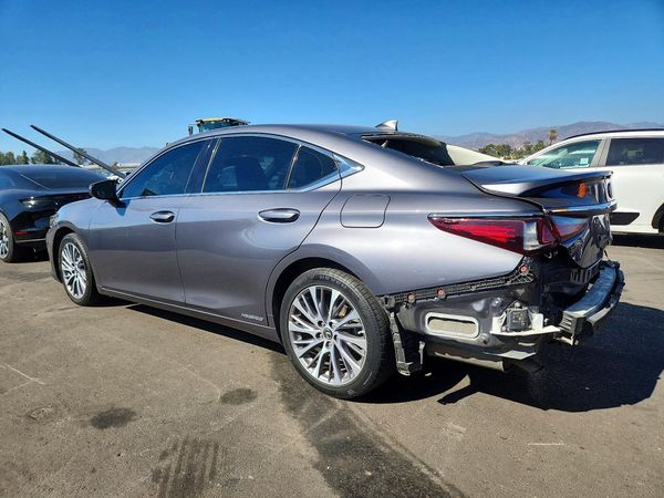 2020 LEXUS ES