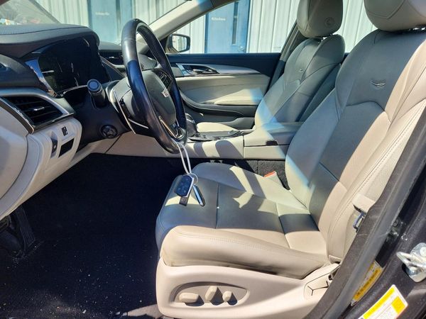 2018 CADILLAC CTS Luxury