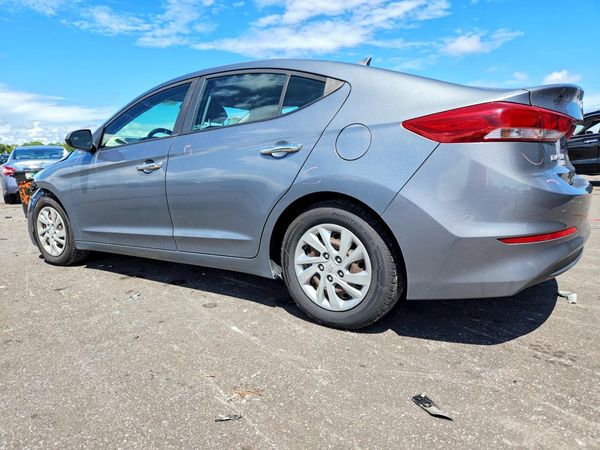 2017 HYUNDAI ELANTRA