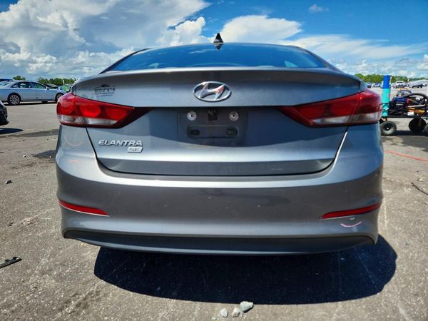 2017 HYUNDAI ELANTRA