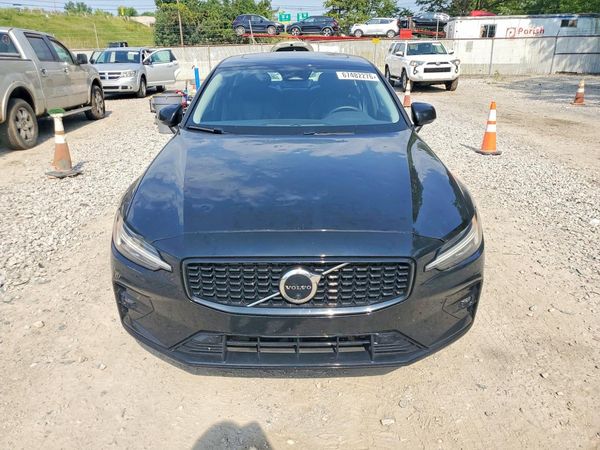 2023 VOLVO S60 Plus Dark with Climate