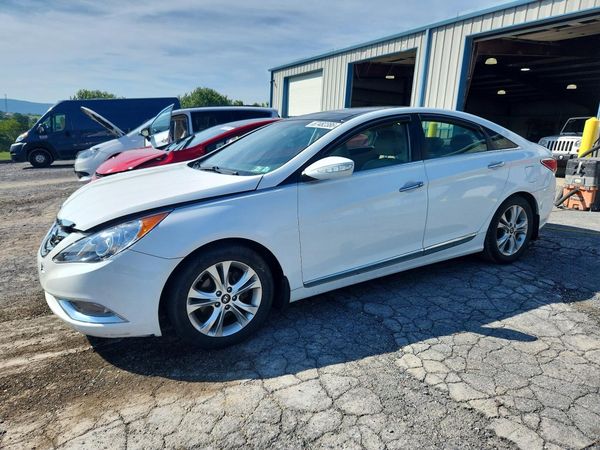 2013 HYUNDAI SONATA