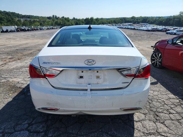 2013 HYUNDAI SONATA