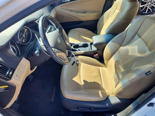 2013 HYUNDAI SONATA