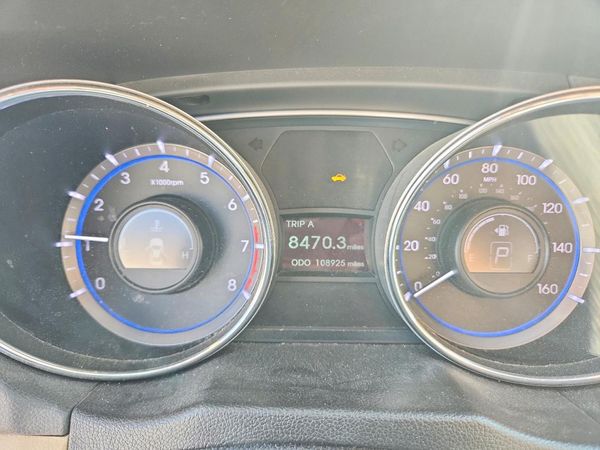 2013 HYUNDAI SONATA