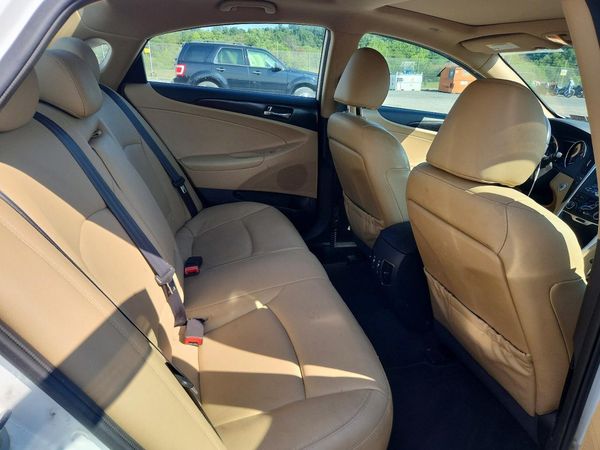 2013 HYUNDAI SONATA
