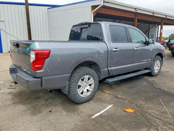 2018 NISSAN TITAN
