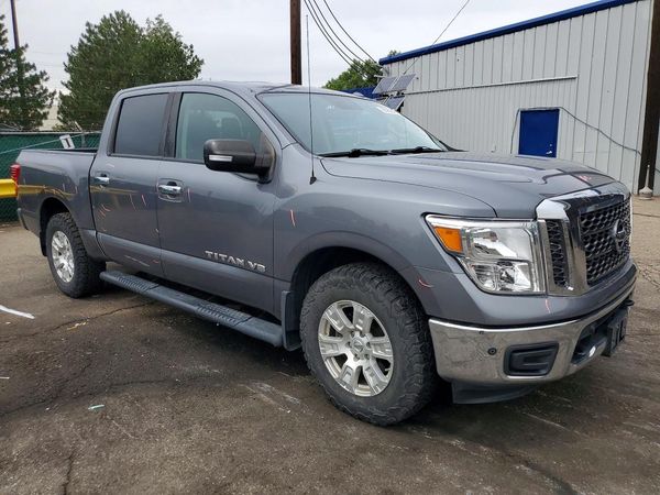 2018 NISSAN TITAN