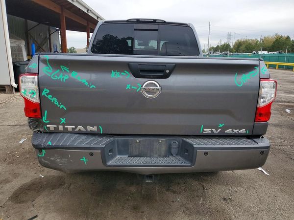 2018 NISSAN TITAN