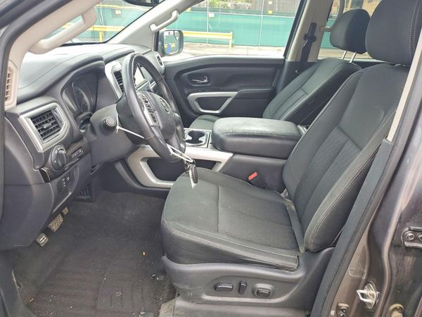 2018 NISSAN TITAN