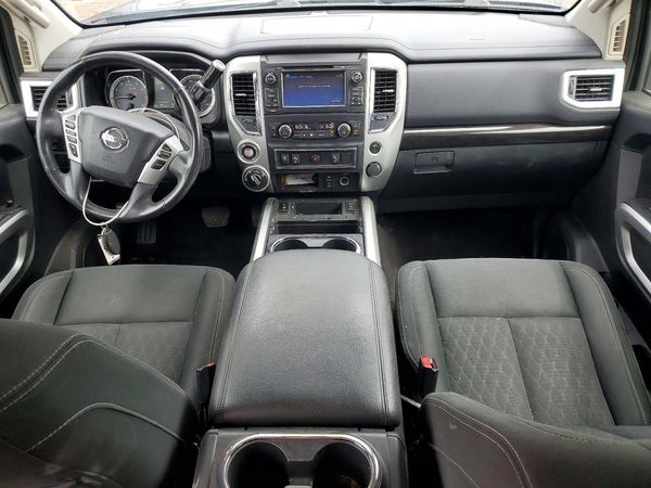 2018 NISSAN TITAN