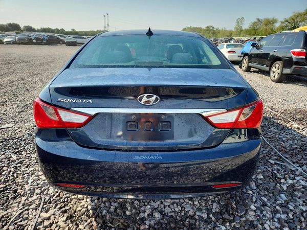 2013 HYUNDAI SONATA GLS/ GLS Popular
