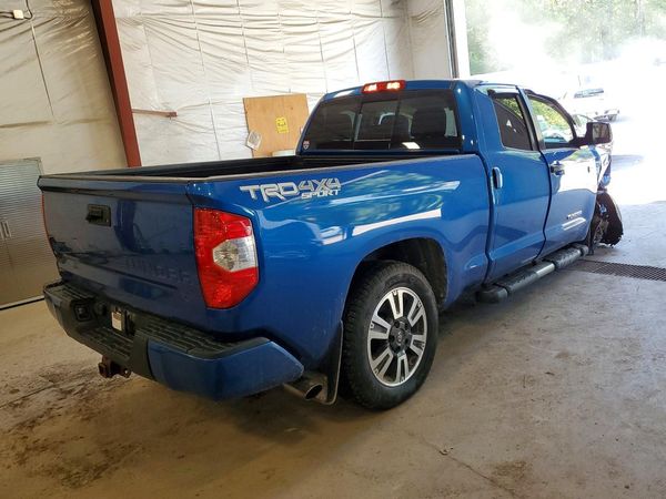 2018 TOYOTA TUNDRA SR/SR5
