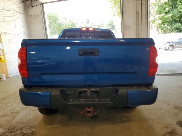 2018 TOYOTA TUNDRA SR/SR5