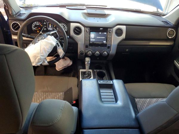 2018 TOYOTA TUNDRA SR/SR5