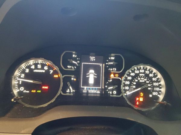 2018 TOYOTA TUNDRA SR/SR5