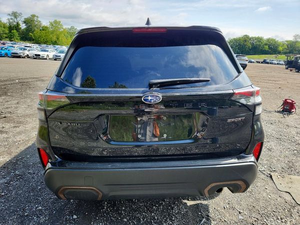 2025 SUBARU FORESTER