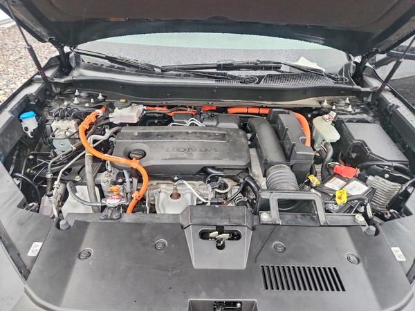 2025 HONDA CR-V Sport-L — Engine bay