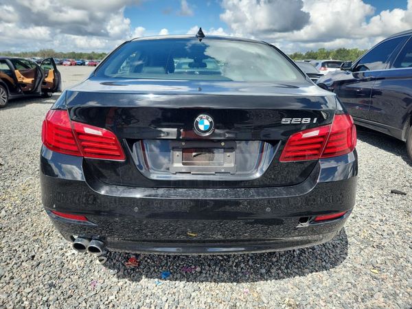 2016 BMW 528