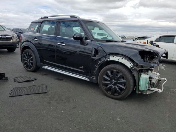 2017 MINI COOPER