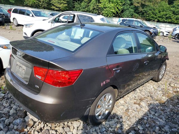 2013 KIA FORTE EX