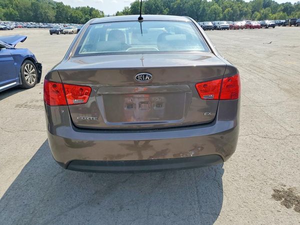 2013 KIA FORTE EX