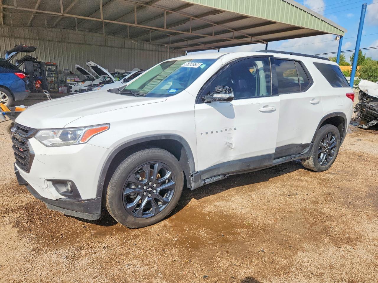 2020 CHEVROLET TRAVERSE RS — Front 3/4
