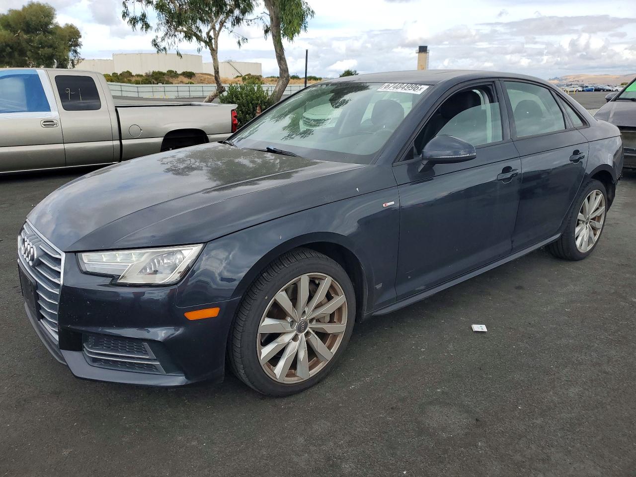 2018 AUDI A4 quattro Premium