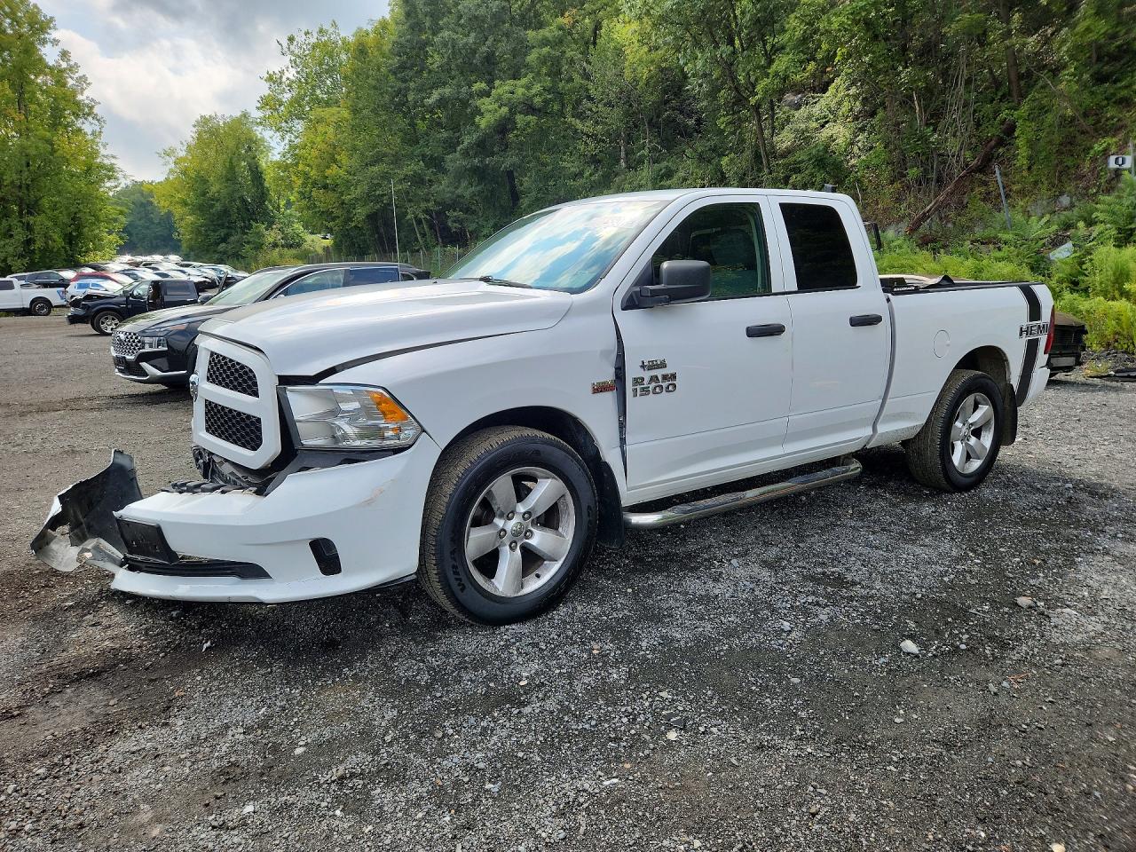 2016 RAM 1500 ST