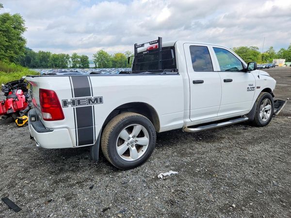 2016 RAM 1500 ST