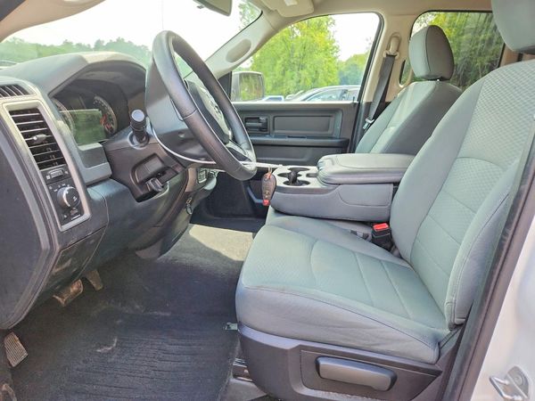 2016 RAM 1500 ST