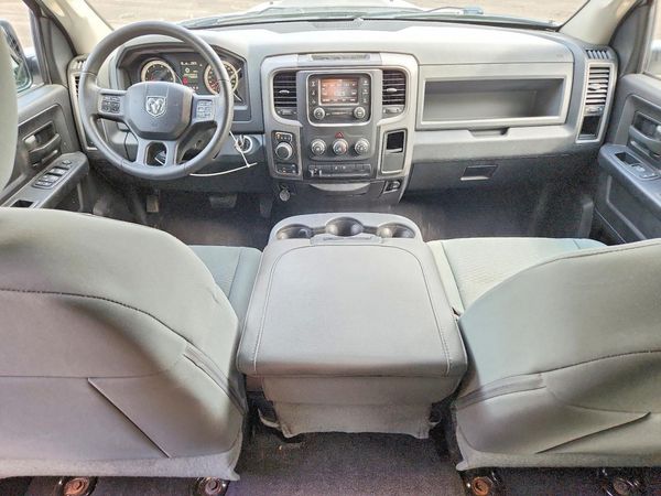 2016 RAM 1500 ST