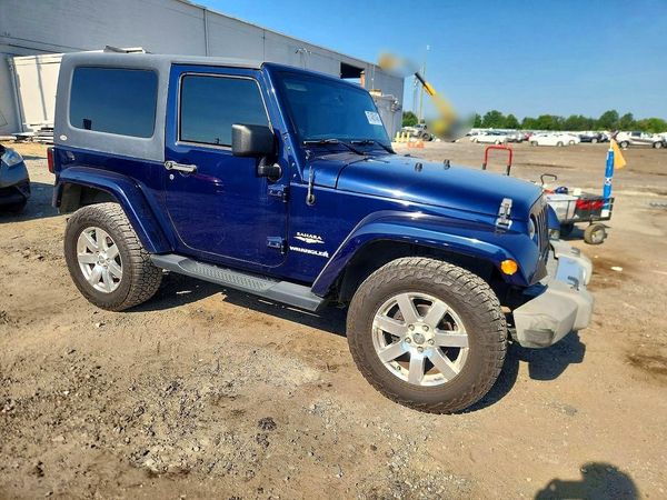 2013 JEEP WRANGLER Sahara