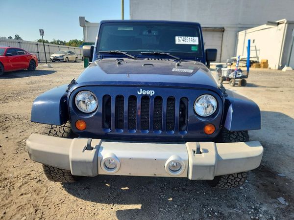 2013 JEEP WRANGLER Sahara