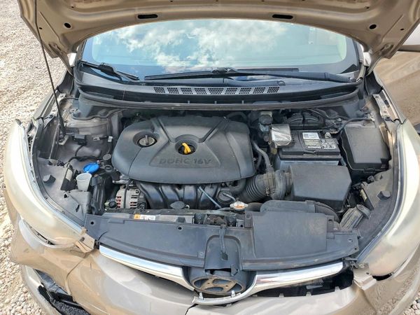 2014 HYUNDAI ELANTRA GLS(Middle)