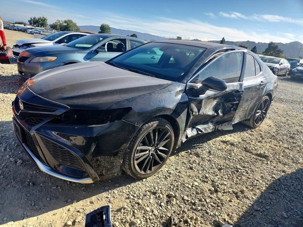 2021 TOYOTA CAMRY XSE