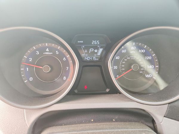 2014 HYUNDAI ELANTRA GLS(Middle)