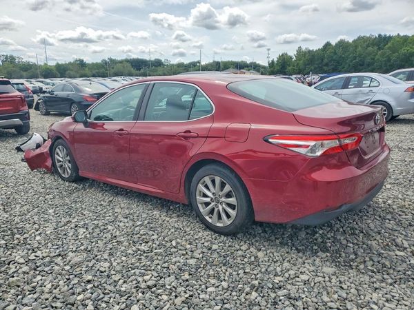 2018 TOYOTA CAMRY