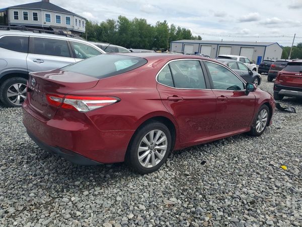 2018 TOYOTA CAMRY
