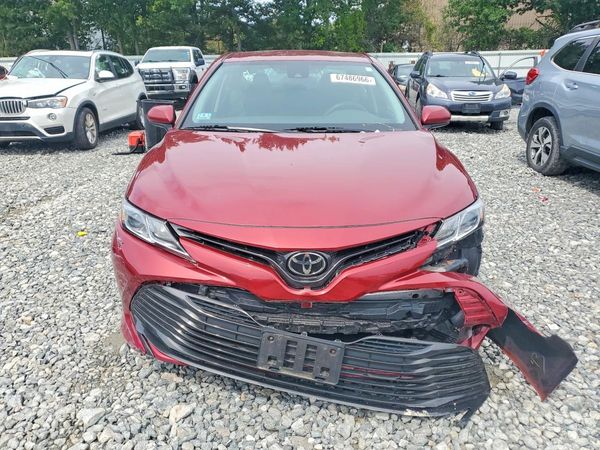 2018 TOYOTA CAMRY
