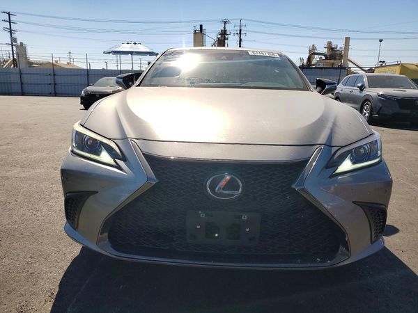 2019 LEXUS ES 350