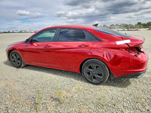 2022 HYUNDAI ELANTRA