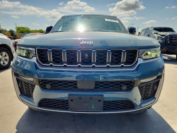 2026 JEEP GRAND CHEROKEE