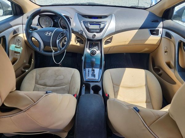 2013 HYUNDAI ELANTRA