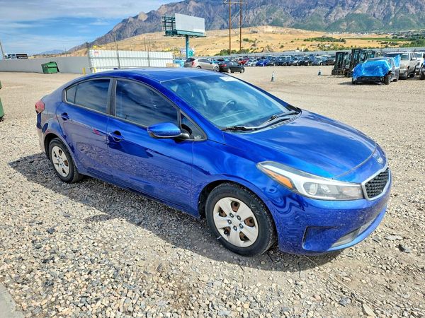 2018 KIA FORTE LX Base