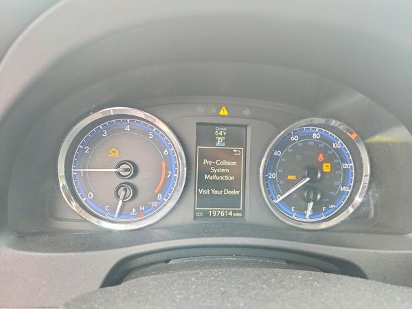 2017 TOYOTA COROLLA
