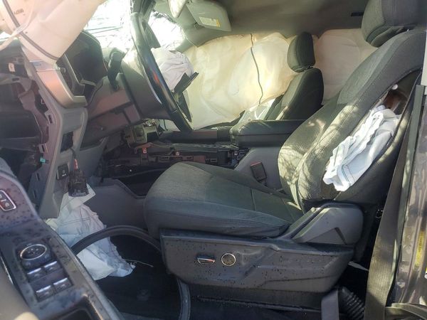 2021 FORD F150 — DENT